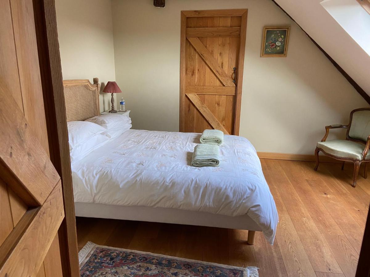 Longere Ville Voisin - Chambre D'Hote Augan Kültér fotó