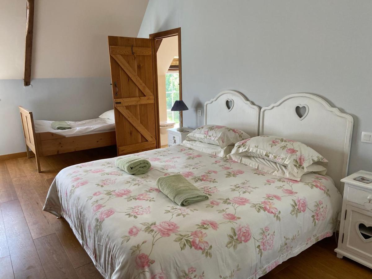 Longere Ville Voisin - Chambre D'Hote Augan Kültér fotó