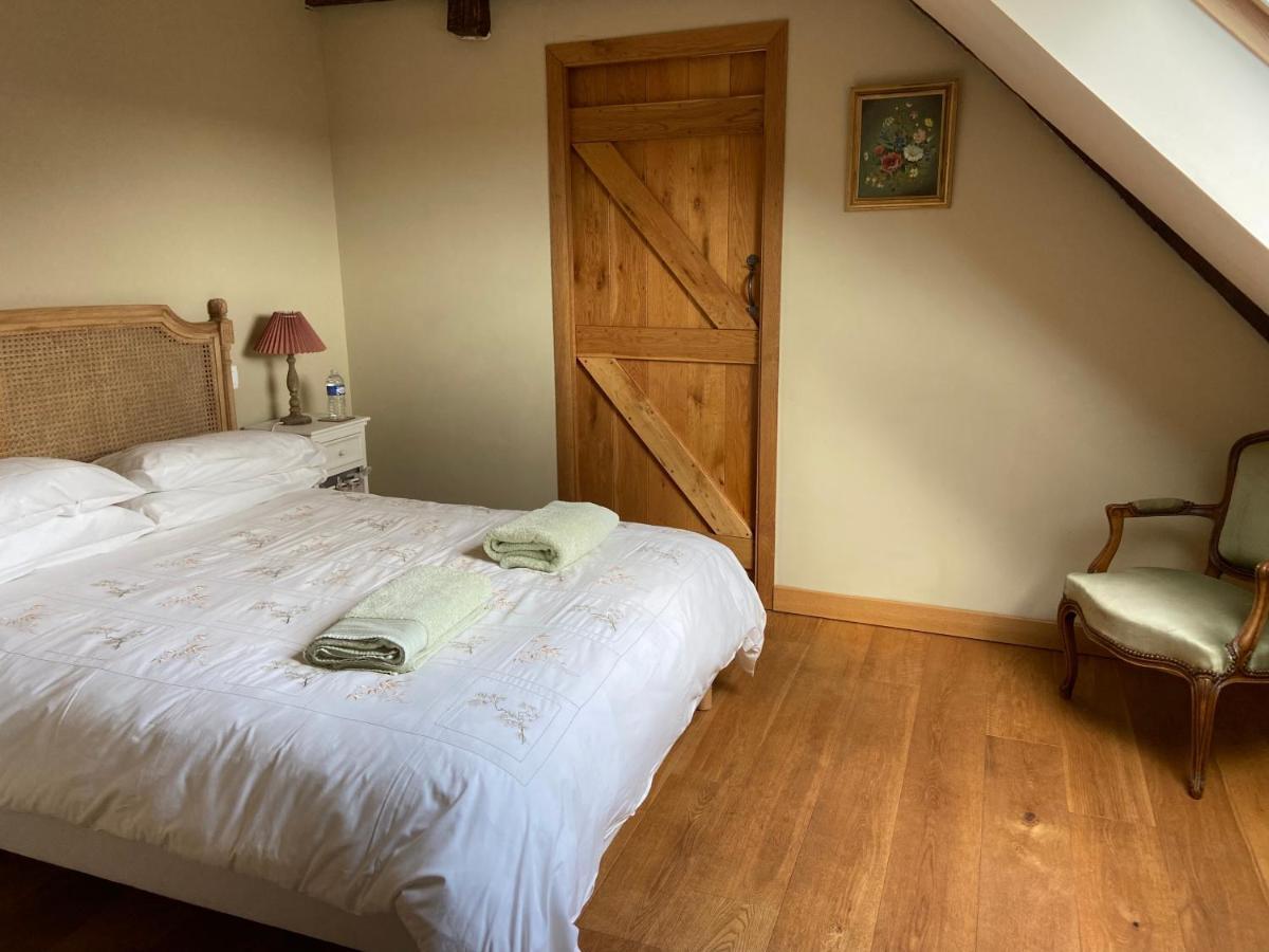 Longere Ville Voisin - Chambre D'Hote Augan Kültér fotó