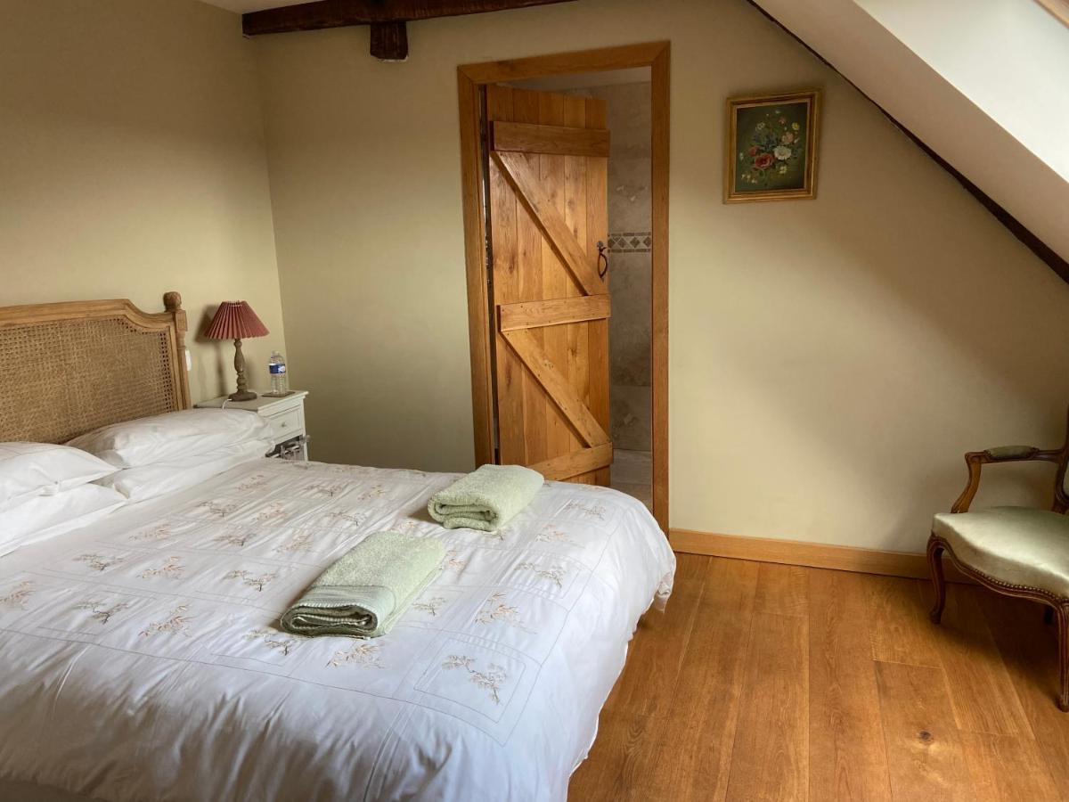Longere Ville Voisin - Chambre D'Hote Augan Kültér fotó