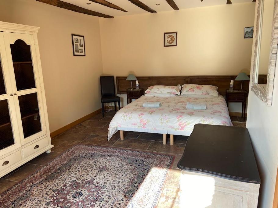 Longere Ville Voisin - Chambre D'Hote Augan Kültér fotó
